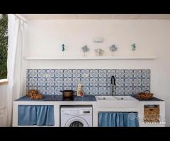 Terrasini Casa indipendente + 2 terrazzi rif115/25 - 27