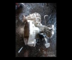 cambio manuale Volkswagen caddy 5 marce DFS 2018 - 6