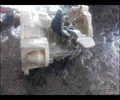 cambio manuale Volkswagen caddy 5 marce DFS 2018 - 7