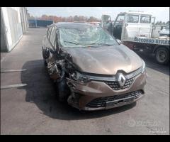 Renault Clio 2020 1.5cdi k9k demolito per ricambi - 7