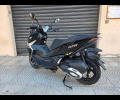 Cyclone RT1 125 ABS TCS E5+