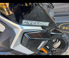 Cyclone RT1 125 ABS TCS E5+