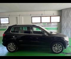 Volkswagen Tiguan 2.0 16V TDI DPF tiptronic Track