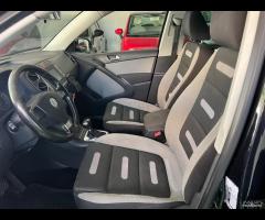 Volkswagen Tiguan 2.0 16V TDI DPF tiptronic Track - 9