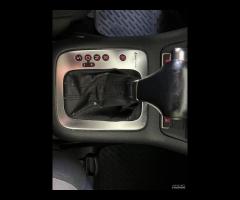 Volkswagen Tiguan 2.0 16V TDI DPF tiptronic Track - 17