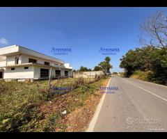 Locale commerciale 270 mq + cortile di 330 mq