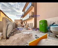 Appartamento con cortile e terrazzo ingresso indip