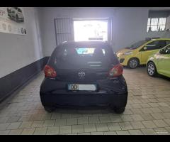 Toyota Aygo 1.0 12V VVT-i 5 porte unico prop 2007 - 12
