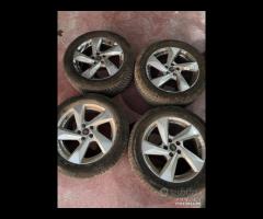 Ricambi disponibili Audi Q3.