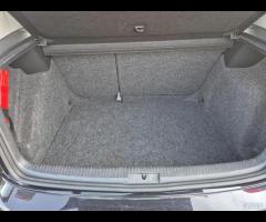 Volkswagen Golf 1.2 TSI 5p. Comfortline neopatenta - 17