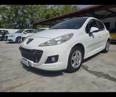 Peugeot 207 1.4 HDi 70CV 5p. Active