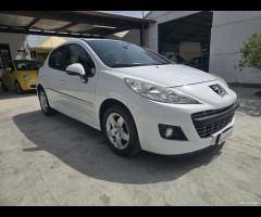 Peugeot 207 1.4 HDi 70CV 5p. Active