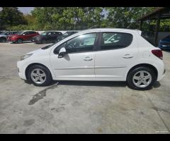 Peugeot 207 1.4 HDi 70CV 5p. Active