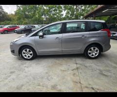 Peugeot 5008 1.6 HDi 115CV Active - 6