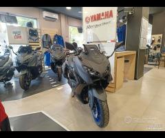 Yamaha TMAX 560 - 8