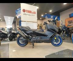Yamaha TMAX 560 - 9