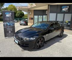 Jaguar XE 2.0 D Turbo aut. Pure