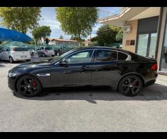 Jaguar XE 2.0 D Turbo aut. Pure