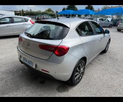 Alfa Romeo Giulietta 1.6 JTDm-2 105 CV - 16