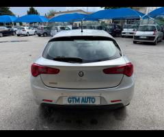 Alfa Romeo Giulietta 1.6 JTDm-2 105 CV - 17