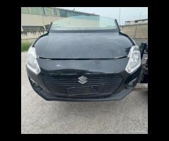 Suzuki Swift 2020 Ricambi parte anteriore