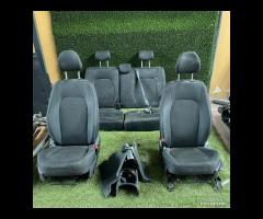 Ricambi HYUNDAI I10 2017 Tappezzeria completa