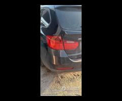 BMW 318D xdrive 2014 RICAMBI - 11