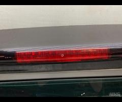 PORTELLONE COFANO POSTERIORE SUPERIORE LAND ROVER - 8