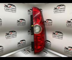 FARO FANALE STOP POSTERIORE DESTRA OPEL COMBO / FI - 2