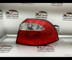 FARO FANALE STOP POSTERIORE DESTRA DX KIA RIO III