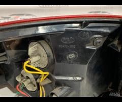 FARO FANALE STOP POSTERIORE DESTRA DX KIA RIO III - 21
