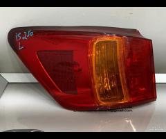 FARO FANALE STOP POSTERIORE SINISTRA SX LEXUS IS 2