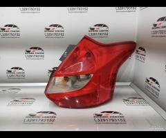 FARO FANALE STOP POSTERIORE DESTRA DX FORD FOCUS I