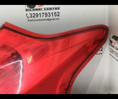 FARO FANALE STOP POSTERIORE DESTRA DX FORD FOCUS I