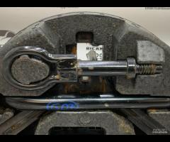 CRIC DI SOLLEVATORE RUOTA FORD FOCUS 2012 BM511700