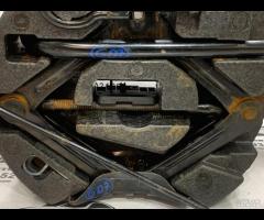 CRIC DI SOLLEVATORE RUOTA FORD FOCUS 2012 BM511700 - 7