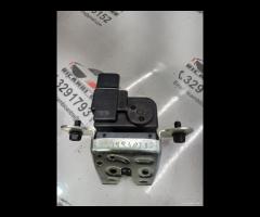 SERRATURA CHIUSURA PORTELLONE POSTERIORE HYUNDAI T - 23