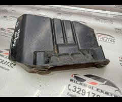 SUPPORTO STAFFA PARAURTI POSTERIORE SINISTRA SX HY - 13