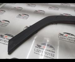 MODANATURA PARAFANGO POSTERIORE SINISTRA HYUNDAI T - 8