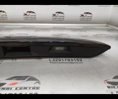 RIVESTIMENTO MANIGLIA DEL PORTELLONE POSTERIORE MI - 10