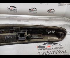 RIVESTIMENTO MANIGLIA DEL PORTELLONE POSTERIORE MI - 20