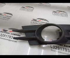 MASCHERINA FENDINEBBIA PARAURTI ANTERIORE DESTRA V - 9