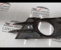 MASCHERINA FENDINEBBIA PARAURTI ANTERIORE DESTRA V - 16