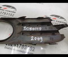 MASCHERINA FENDINEBBIA PARAURTI ANTERIORE DESTRA V - 21