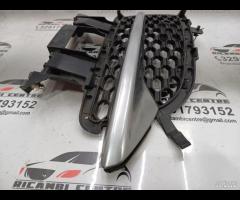 GRIGLIA PARAURTI ANTERIORE INFERIORE DESTRA JAGUAR - 12