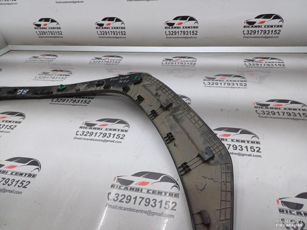 MODANATURA PARAFANGO ANTERIORE DESTRA DX HYUNDAI T - 21/23