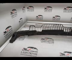 SUPPORTO STAFFA CENTRALE PARAURTI POSTERIORE VW GO - 12