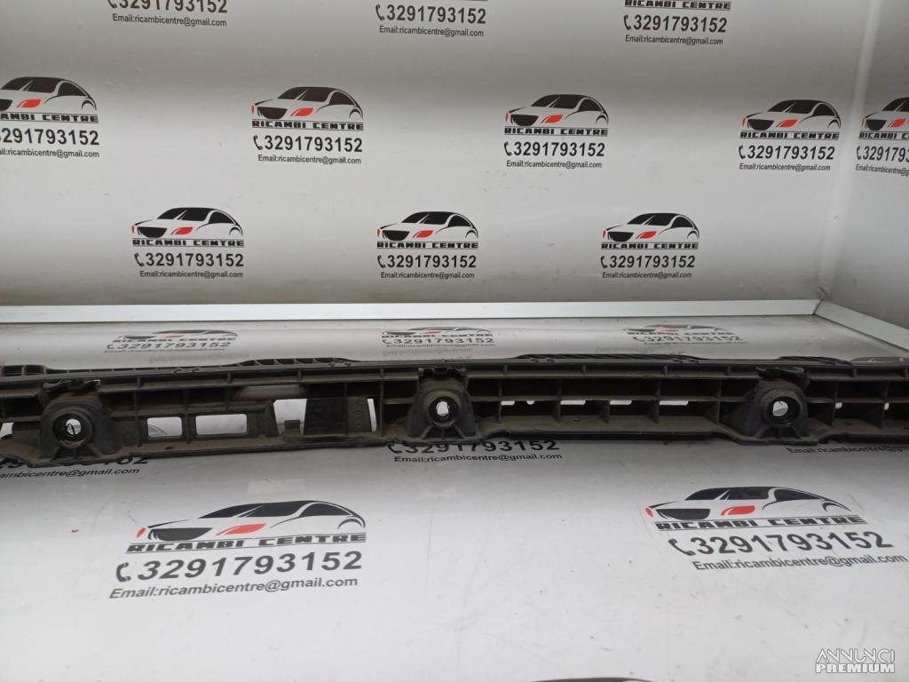 SUPPORTO STAFFA CENTRALE PARAURTI POSTERIORE VW GO - 16/18