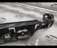 SUPPORTO STAFFA CENTRALE PARAURTI POSTERIORE BMW F - 9