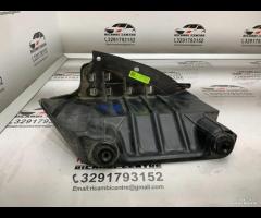 SUPPORTO PARAURTI POSTERIORE DESTRA DX HYUNDAI TUC - 16